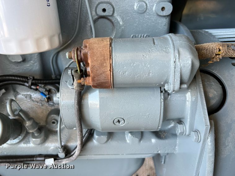 image for item DQ2063 Lincoln Shield-Arc SA-200  welder