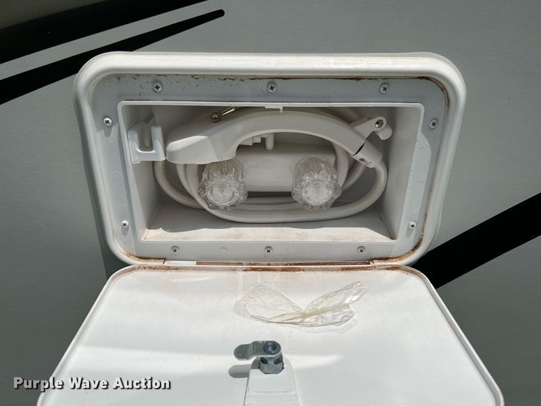 image for item DQ2066 2012 Jayco Jay Feather  camper