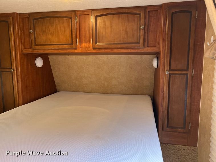 image for item DQ2066 2012 Jayco Jay Feather  camper