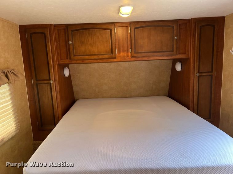 image for item DQ2066 2012 Jayco Jay Feather  camper