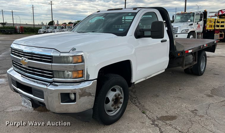 image for item DQ2067 2015 Chevrolet Silverado 3500HD  flatbed pickup truck