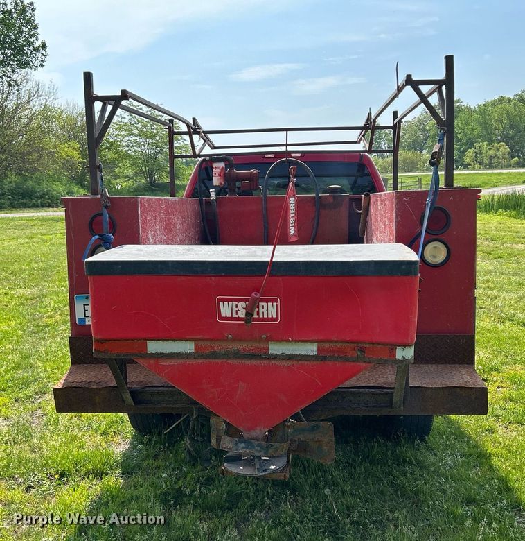 image for item DR4625 2003 Chevrolet Silverado 2500HD  Crew Cab utility bed pickup truck