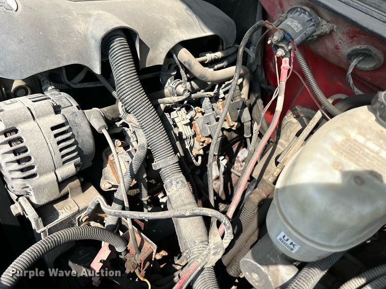 image for item DR4625 2003 Chevrolet Silverado 2500HD  Crew Cab utility bed pickup truck