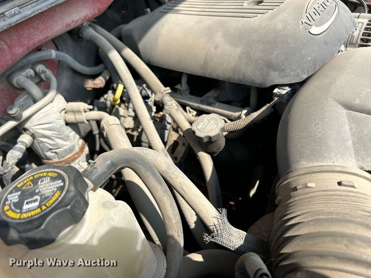 image for item DR4625 2003 Chevrolet Silverado 2500HD  Crew Cab utility bed pickup truck