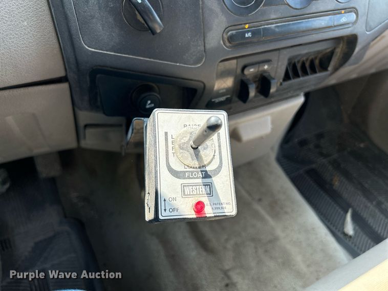 image for item DR4626 2008 Ford F250 Super Duty XLT  SuperCab pickup truck