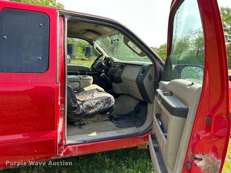 image for item DR4626 2008 Ford F250 Super Duty XLT  SuperCab pickup truck