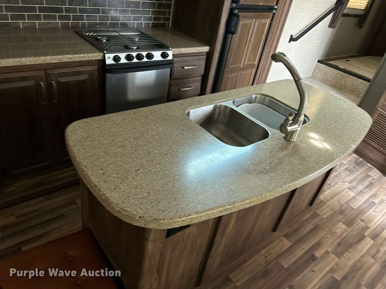 image for item DR4629 2015 Keystone Cougar  camper