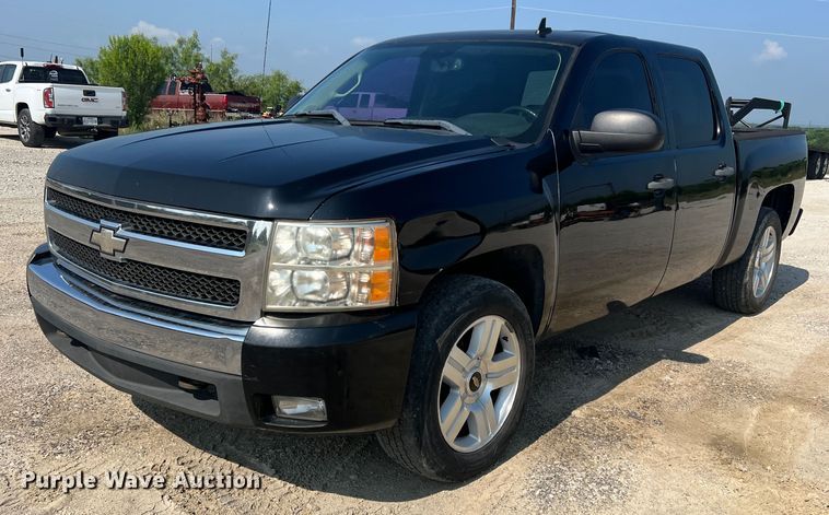 image for item DR5737 2008 Chevrolet Silverado 1500  Ext. Cab pickup truck