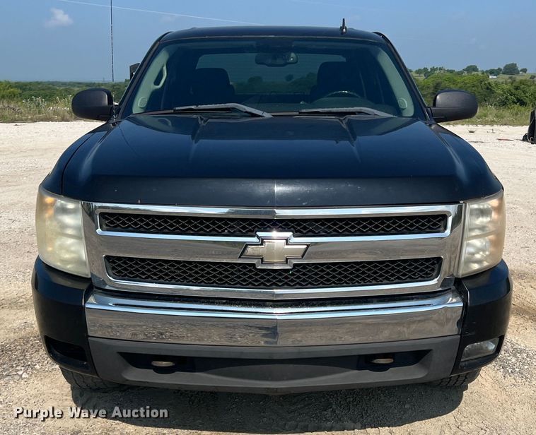 image for item DR5737 2008 Chevrolet Silverado 1500  Ext. Cab pickup truck