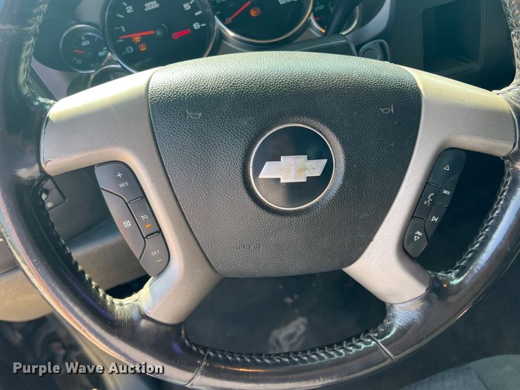 image for item DR5737 2008 Chevrolet Silverado 1500  Ext. Cab pickup truck