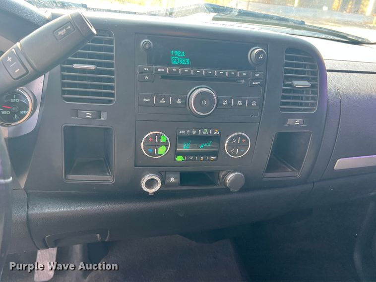 image for item DR5737 2008 Chevrolet Silverado 1500  Ext. Cab pickup truck