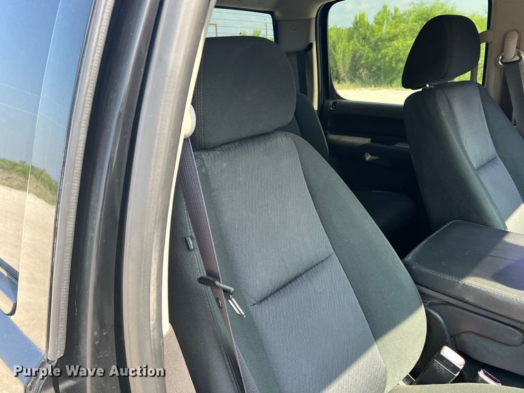 image for item DR5737 2008 Chevrolet Silverado 1500  Ext. Cab pickup truck