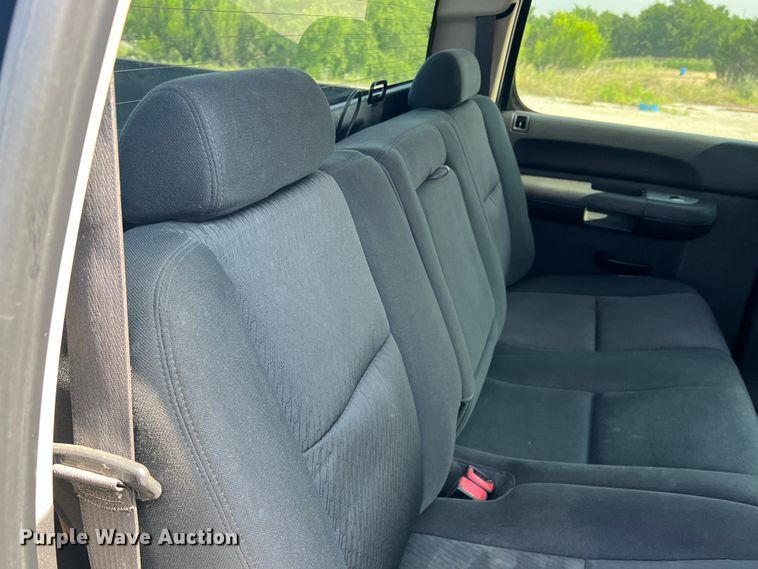 image for item DR5737 2008 Chevrolet Silverado 1500  Ext. Cab pickup truck