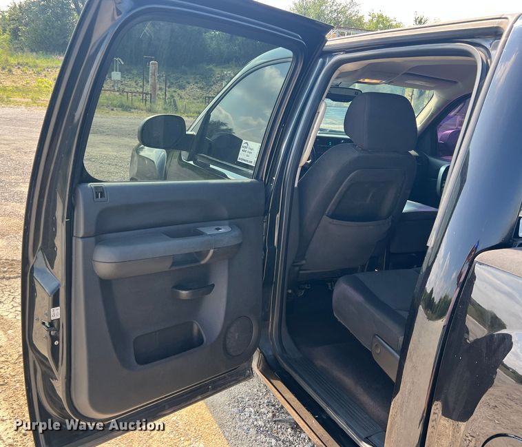 image for item DR5737 2008 Chevrolet Silverado 1500  Ext. Cab pickup truck