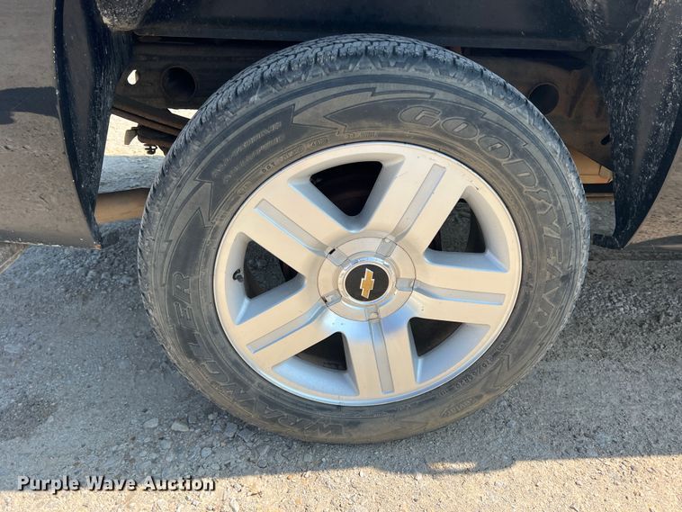 image for item DR5737 2008 Chevrolet Silverado 1500  Ext. Cab pickup truck