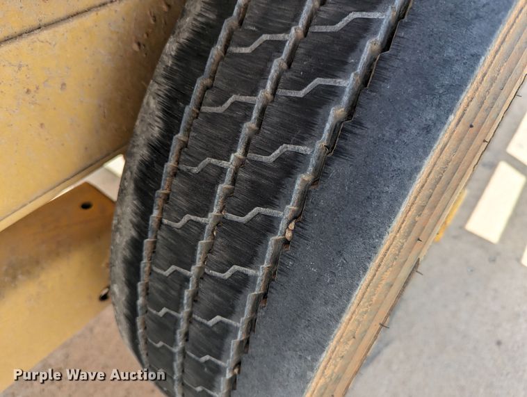 image for item DR6935 1997 Belshe T-18  equipment trailer