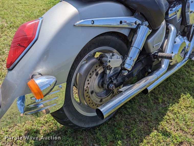 image for item DR6962 2003 Honda VTX1800R  motorcycle