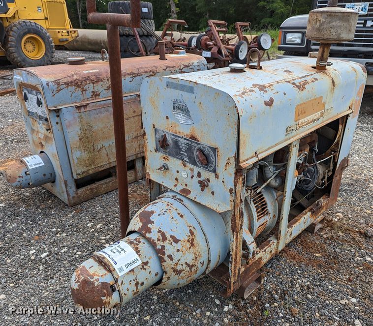 image for item DR6964 Lincoln SA-200  welder/generator