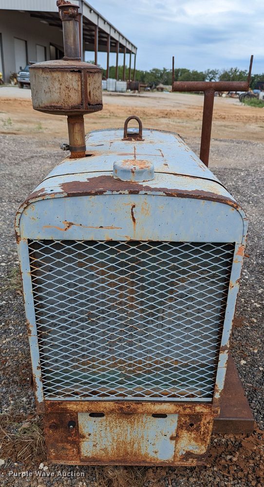 image for item DR6964 Lincoln SA-200  welder/generator