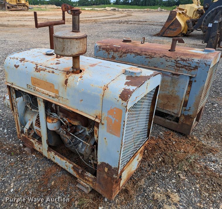 image for item DR6964 Lincoln SA-200  welder/generator