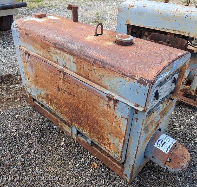 image for item DR6965 Lincoln SA-200  welder/generator