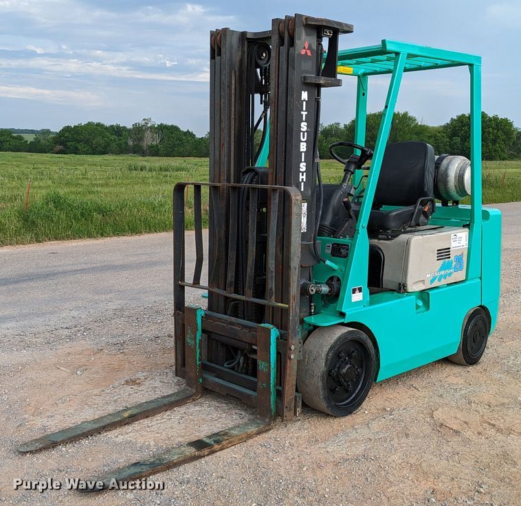 image for item DR6971 Mitsubishi FGC25  forklift