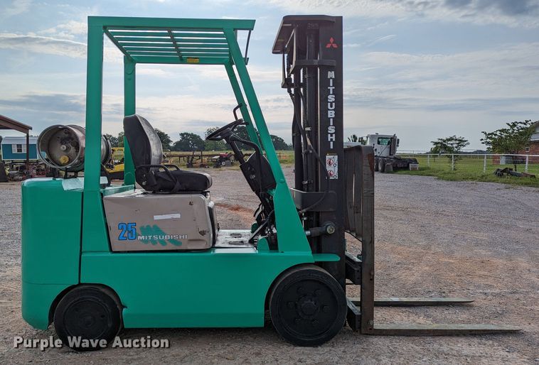image for item DR6971 Mitsubishi FGC25  forklift