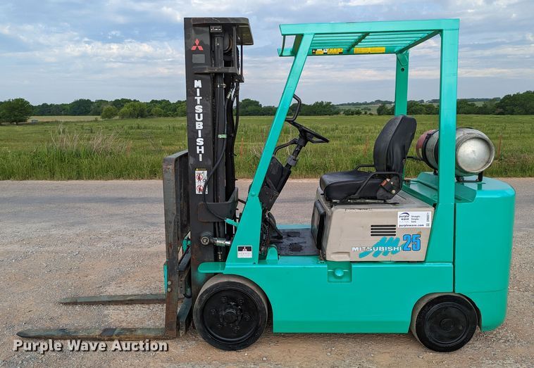 image for item DR6971 Mitsubishi FGC25  forklift