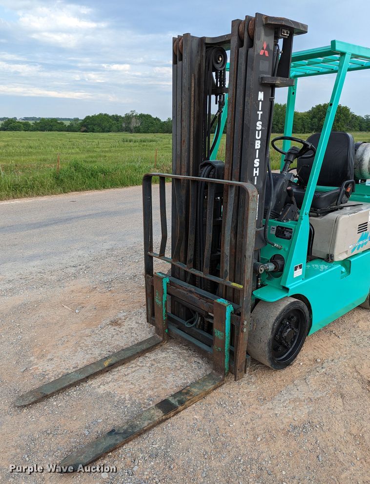 image for item DR6971 Mitsubishi FGC25  forklift