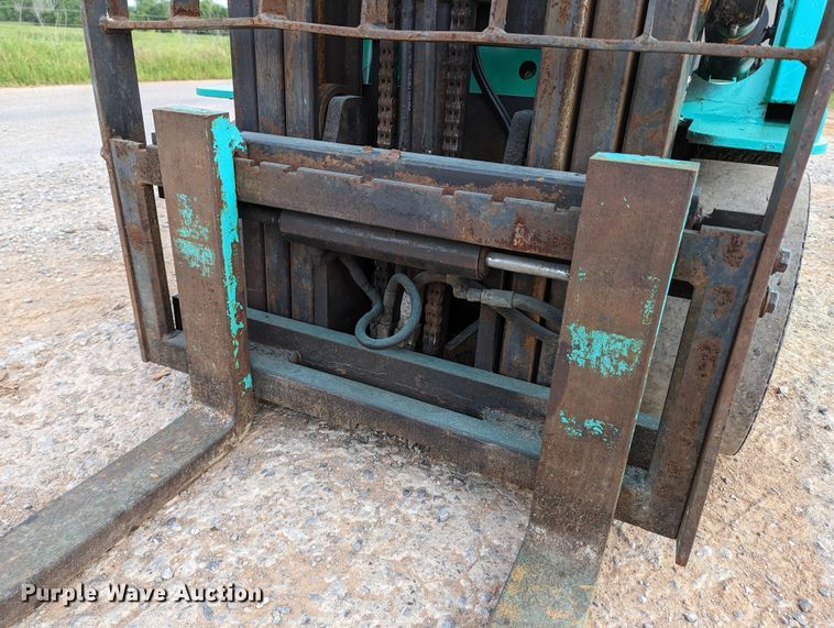 image for item DR6971 Mitsubishi FGC25  forklift