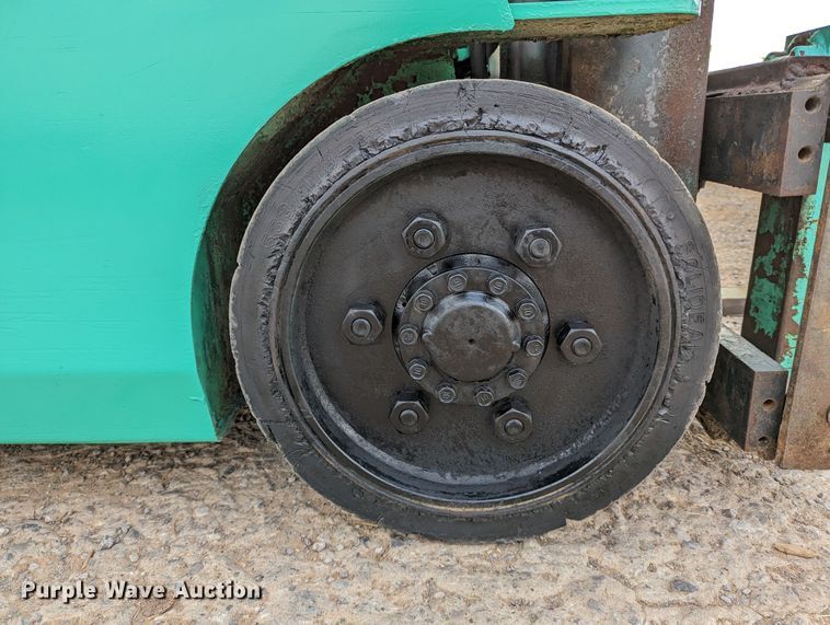 image for item DR6971 Mitsubishi FGC25  forklift