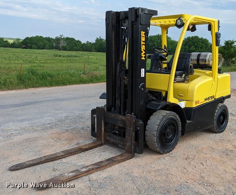 image for item DR6972 2013 Hyster H80FT  forklift