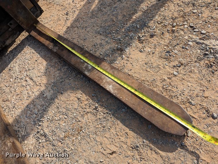 image for item DR6972 2013 Hyster H80FT  forklift