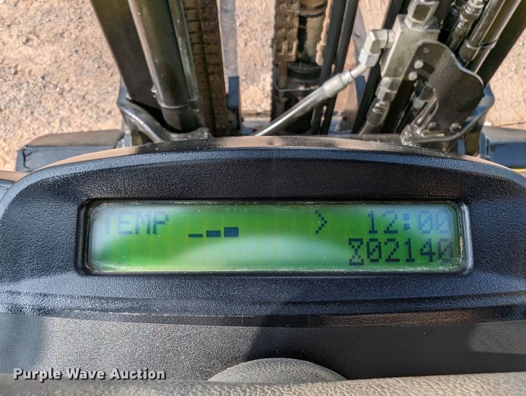 image for item DR6972 2013 Hyster H80FT  forklift