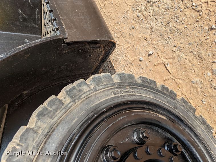 image for item DR6972 2013 Hyster H80FT  forklift