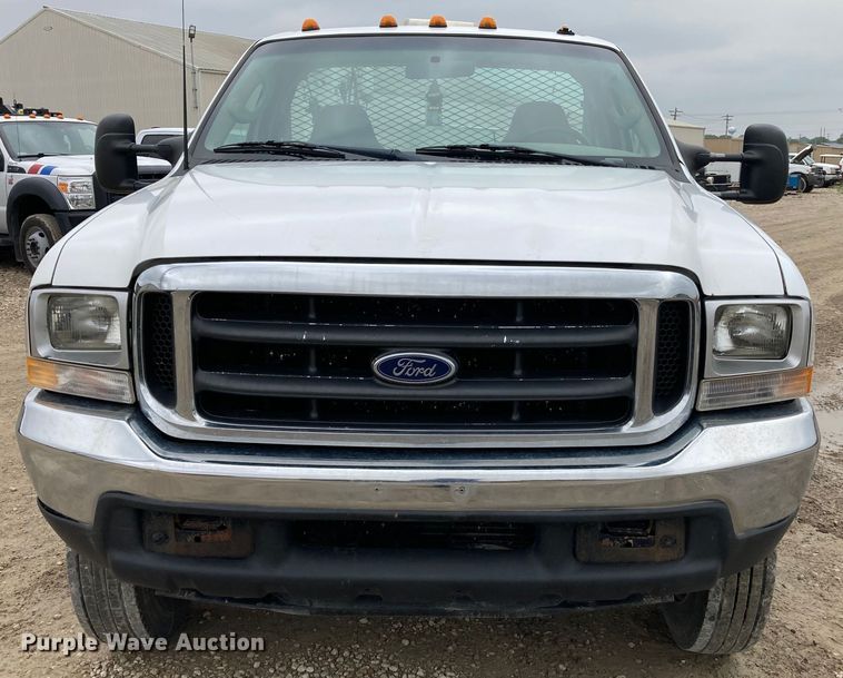 image for item HN9874 2004 Ford F450 Super Duty  utility / service truck