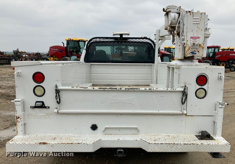 image for item HN9874 2004 Ford F450 Super Duty  utility / service truck