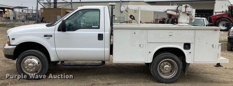 image for item HN9874 2004 Ford F450 Super Duty  utility / service truck