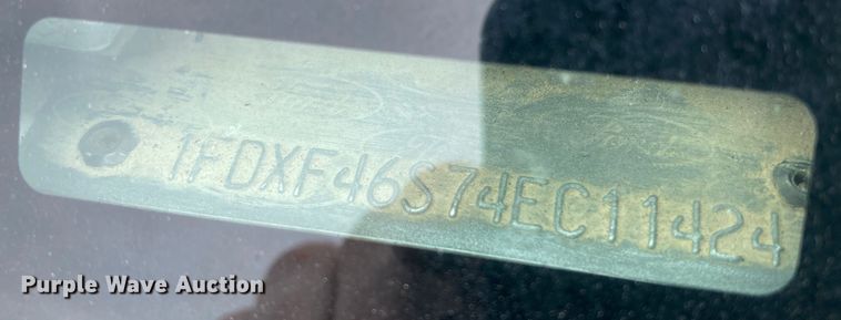 image for item HN9874 2004 Ford F450 Super Duty  utility / service truck