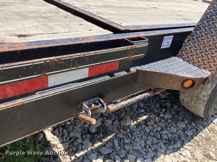 image for item HN9879 2016 Quality Trailer  tilt deck utility trailer