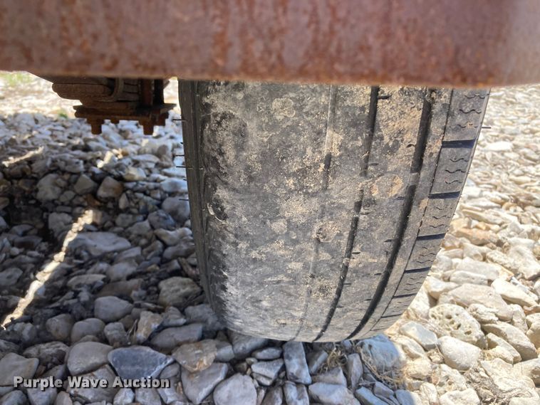 image for item HN9881 2008 Diamond T 7710  utility trailer