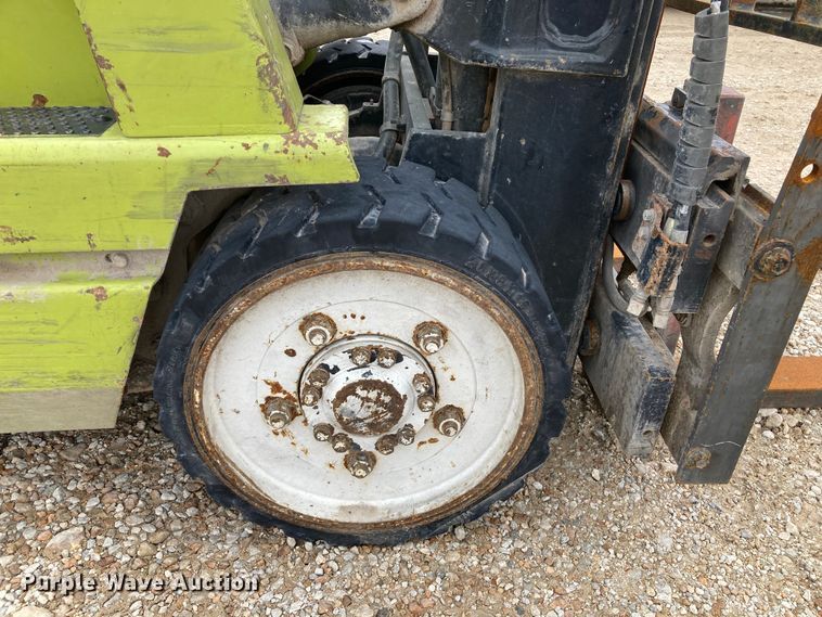 image for item HN9882 Clark GCS25MB  forklift