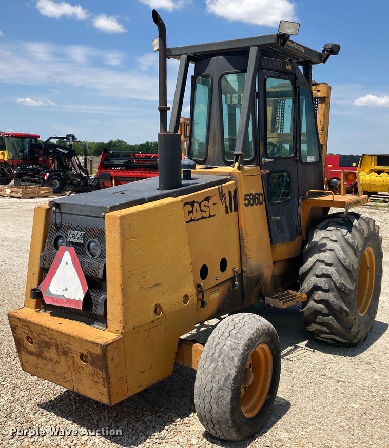 image for item HN9883 Case 586D  forklift