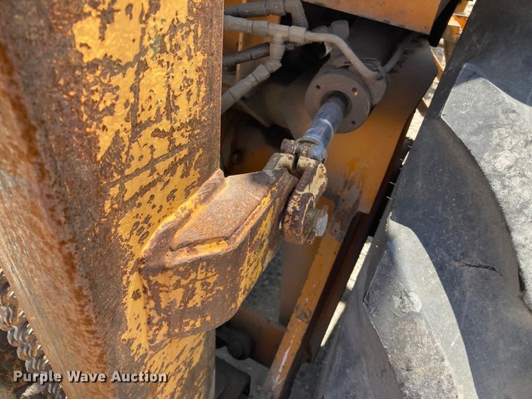 image for item HN9883 Case 586D  forklift