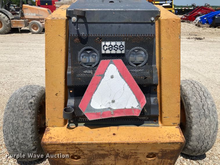 image for item HN9883 Case 586D  forklift