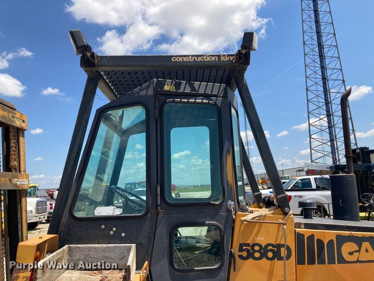 image for item HN9883 Case 586D  forklift