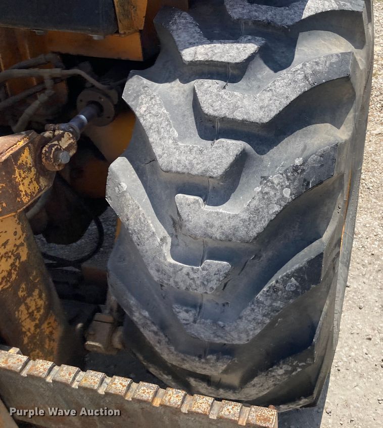 image for item HN9883 Case 586D  forklift