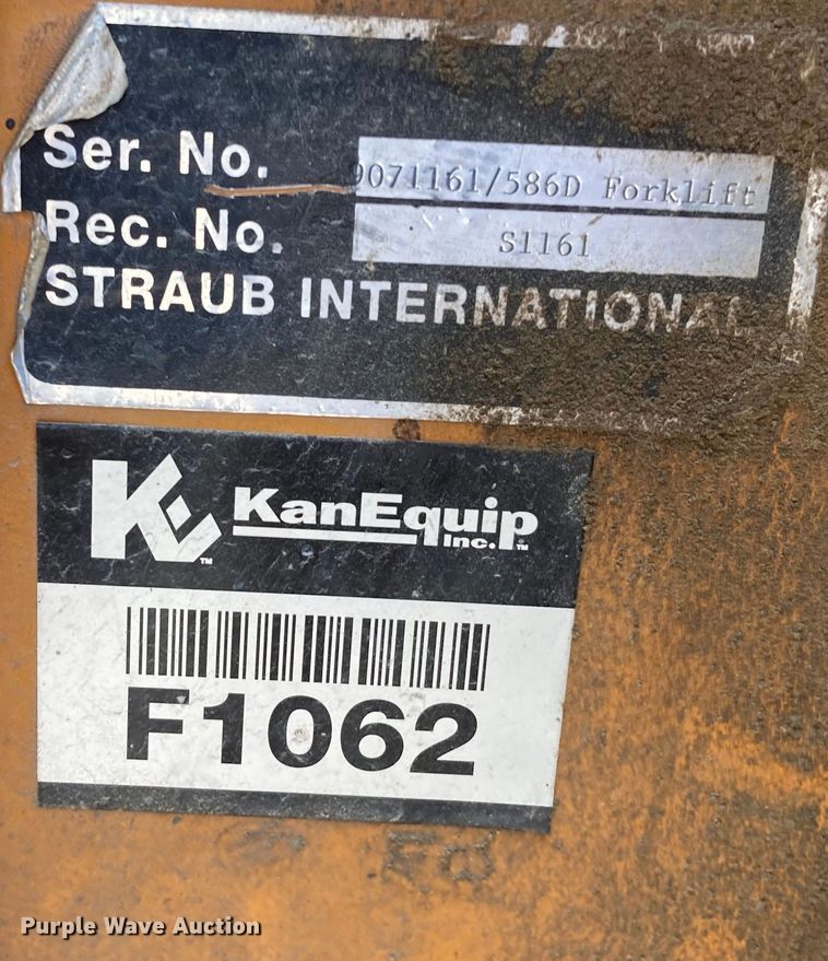 image for item HN9883 Case 586D  forklift