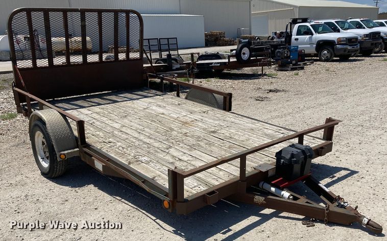 image for item HN9886 2006 PJ Trailers  utility trailer