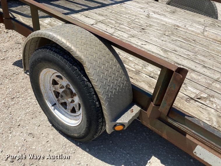 image for item HN9886 2006 PJ Trailers  utility trailer